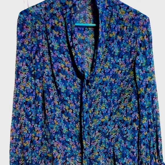 Floral blouse no tags - Picture 1 of 2